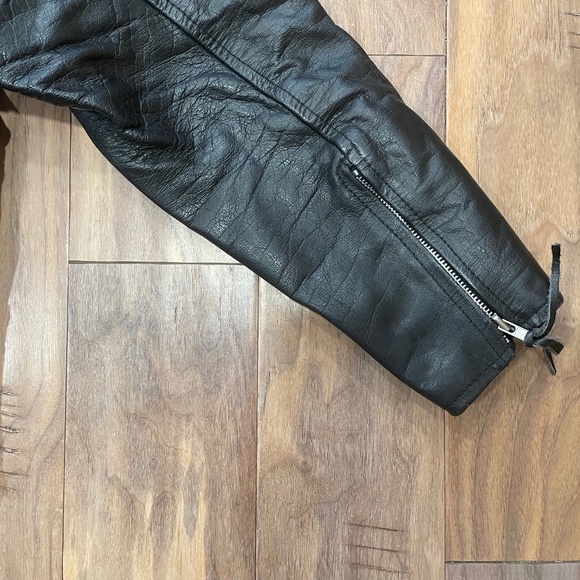 Excellent Condition Women's Unik Leather Motorcycle Jacket - Picture 8 of 16